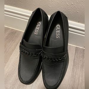 Guess casual wear size 9.5 for men